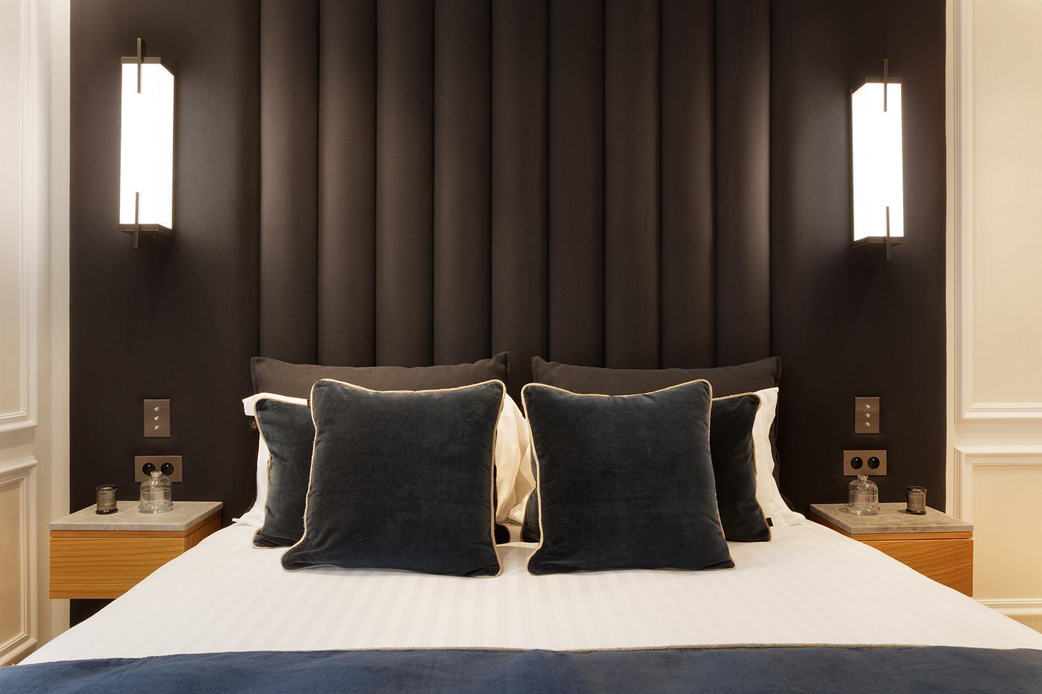 Thelander - Serviced In Champs Elysées *